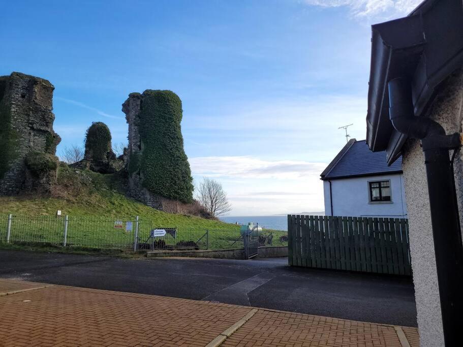 Cottage By The Sea Greencastle Greencastle  Exteriör bild